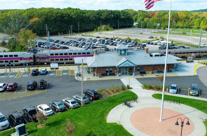 Mansfield, MA